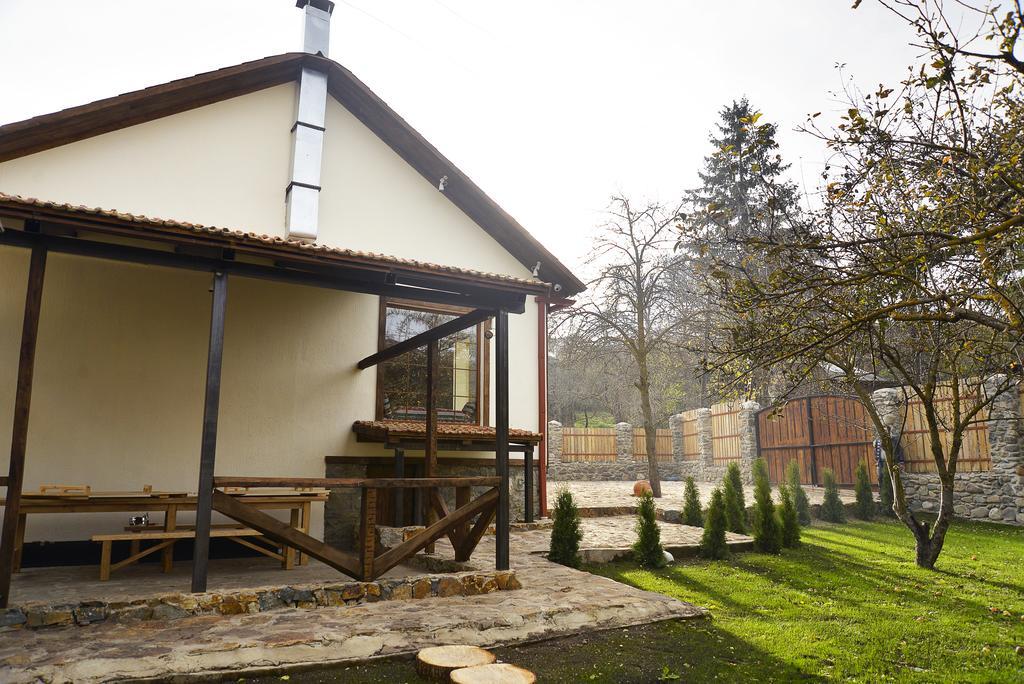 Villa Jrhogher Dilijan Bagian luar foto