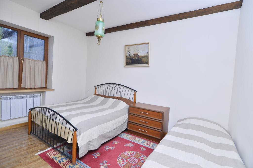 Villa Jrhogher Dilijan Bagian luar foto