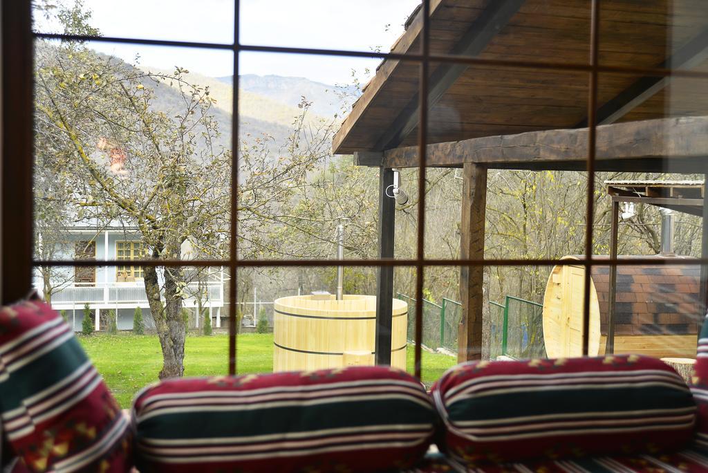 Villa Jrhogher Dilijan Ruang foto