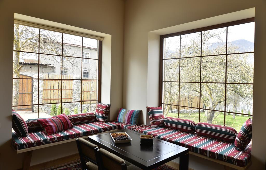 Villa Jrhogher Dilijan Ruang foto